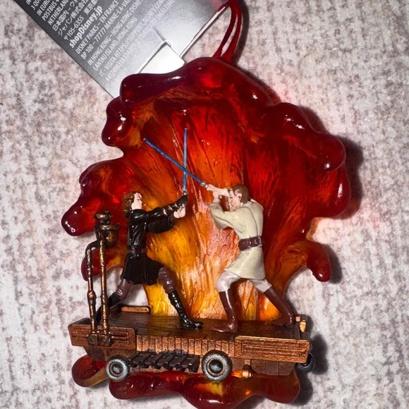 NWT Star Wars Ornament with Red and Orange Accents - Picture 4 of 4